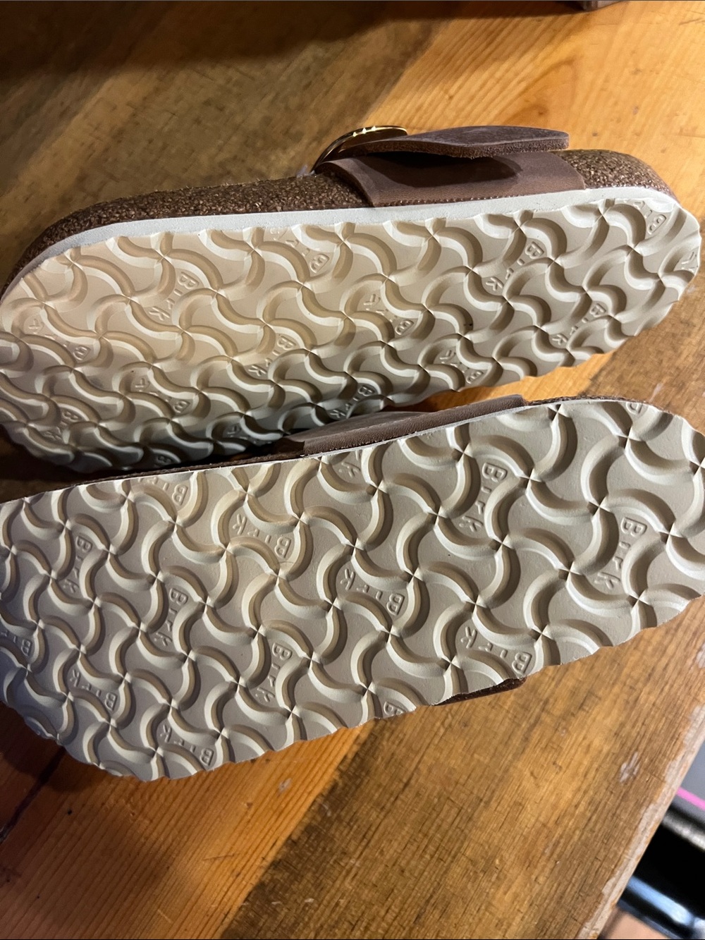 Birkenstock Cognac Leather Gizeh Big Buckle Thong Sandal - Picture 9 of 14